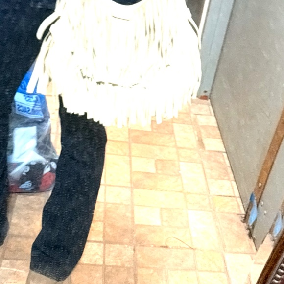 Yves Saint Laurent Sued WHITE FRINGE shoulder bag! - Picture 7 of 14